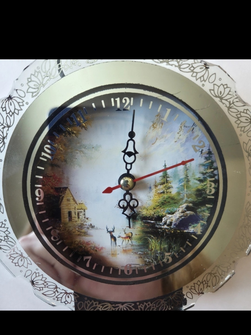 Vintage Wildlife Cabin Scene Tabletop Clock